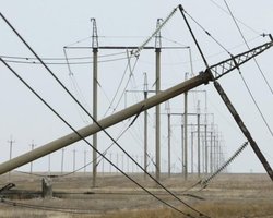 ЗС РФ обстріляли Херсон: вдарили по лініях передач, які живлять обласний центр