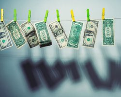 Баловни фортуны. Как чиновники и депутаты декларируют крупные выигрыши