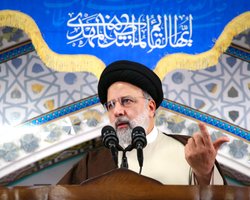 Президент Ирана Раиси попал в аварию на вертолете: детали от СМИ