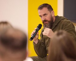 Мобилизация студентов, аспирантов и преподавателей во время каникул: что говорят в Минобразования (фото)