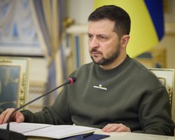 Зеленский подписал указы о новых санкциях против России (видео)