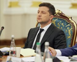 Зеленский перенес заседание СНБО и расширил повестку дня