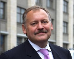 Депутат Госдумы: Противники русского языка в Украине - бедные и больные люди