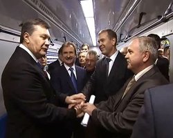 Янукович пообещал Киеву полсотни новых вагонов метро