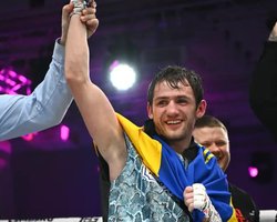 Українець став чемпіоном світу з боксу за версією WBO серед молоді (відео)