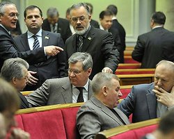 В Верховной Раде подрались депутаты