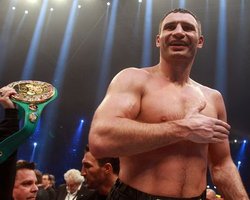Виталий Кличко все еще надеется провести бой в Киеве