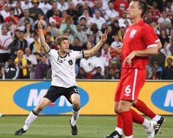 ЧМ-2010: Германия разгромила Англию