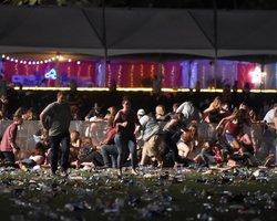 Стрельба в Лас-Вегасе: 20 убитых и около 100 раненых