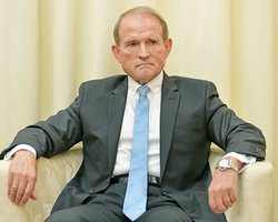 Суд во Львове заочно арестовал Медведчука: его ищет спецгруппа