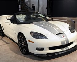 Первый кабриолет Corvette 427 продали за $600 тысяч 
