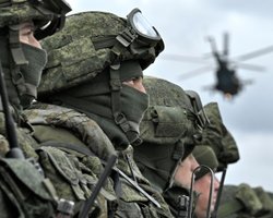 "Легко обстрілювати місто": російські окупанти готують Херсон до великої битви, — NYT