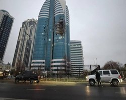 Дрони долетіли до Грозного: атаковано хмарочос Ради безпеки Чечні (фото, відео)