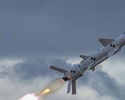 Київ під комбінованим ударом: росіяни масовано атакували Україну крилатими ракетами та "Шахедами"