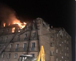 Ночная атака БПЛА: ВС РФ ударили по общежитиям под Киевом, есть жертвы (фото)