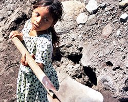 Сегодня - День борьбы с детским трудом