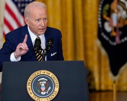 США готують санкції проти компаній і держбанків РФ: WSJ оприлюднив плани Байдена