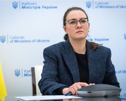 "Забезпечить живлення": дітям з інвалідністю закуплять 10 тисяч портативних зарядних станцій, — Свириденко