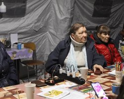 Життя в темряві: як жителі Чернігова терплять 14-годинні відключення світла, — The Guardian (фото)