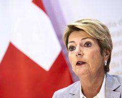 Президентка Швейцарии похвасталась "подходом к Трампу": он "отблагодарил" 39% пошлиной