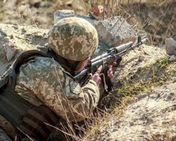 Ситуация на Донбассе: боевики 28 раз обстреляли украинских военных