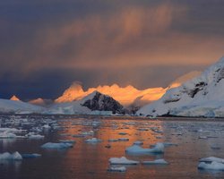Льодовики на Землі, які найшвидше тануть: скільки разів вони зникали у минулому і що на нас чекає