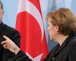 Меркель анонсировала четырехстороннюю встречу по Сирии