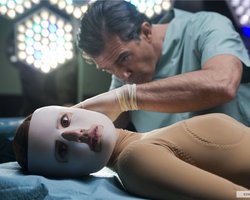 Британская киноакадемия назвала лучшим зарубежным фильмом "Кожу, в которой я живу"