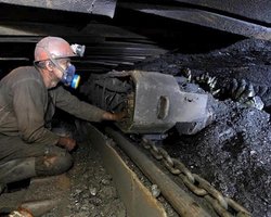 Под землей 192 работника: ВС РФ массированно атаковали шахту в Днепропетровской области, — ДТЭК (фото)