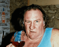 Жерару Депардье — 77. Как звезда французского кино стал подхалимом Путина (фото)