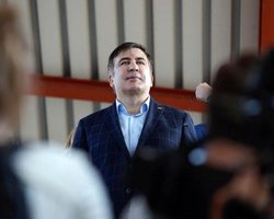 Саакашвили пообещал прекратить голодовку: озвучено условие