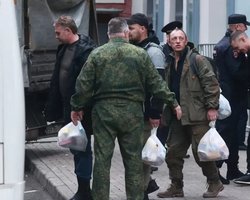 Российские оккупанты стягивают силы и заселяют пустые дома на Запорожье, — Федоров (карта)