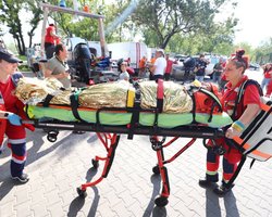 Может затопить 5 районов: в Киеве провели учения на случай ЧП на Киевской ГЭС (фото)