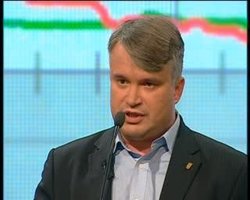 Оппозиция перенесла акцию протеста в Киеве на воскресенье