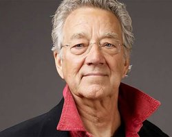  Скончался клавишник группы The Doors Рэй Манзарек 