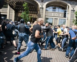 Гражданская война. Зачем политсилы создают свои армии