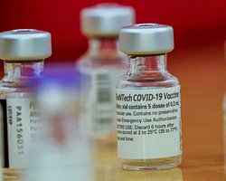 Киев выделил деньги на закупку миллиона доз вакцины от COVID для 500 тысяч человек