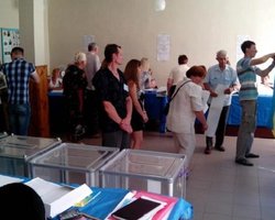 Выборы в Чернигове: Экзит-поллы показали разные результаты