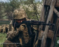 "Перемирие" ко Дню Победы: ВСУ получили приказ открывать огонь только в ответ, — СМИ