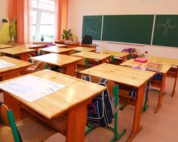 В Донецкой области из-за военных действий закрыли 10 школ