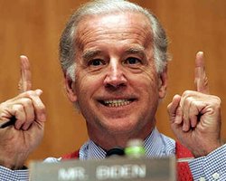 Вице-президент США одобрил реформы Януковича