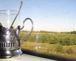 Донецкие поезда включили в билет стоимость чая