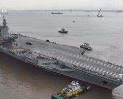 Китай играет мускулами: как новейший авианосец "Фуцзянь" бросает вызов США