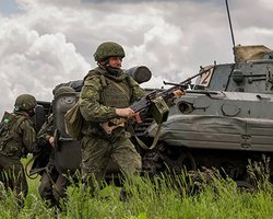 РФ осуществляет штурмы Торецка, чтобы иметь пространство для продвижения на Часов Яр или Авдеевку, — ISW