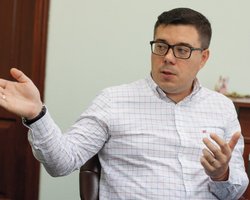 Фабрика троллей Зеленского спустила на меня всех собак, – Тарас Березовец о своем посте про Нотр-Дам