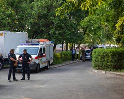 Взрыв у Шевченковского суда: стали известны имена раненых правоохранителей,— СМИ