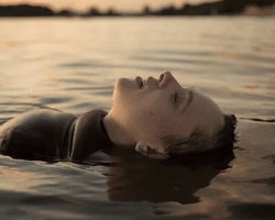 Рейтинги зашкалюють: 7 найкращих мінісеріалів, які розривають Netflix