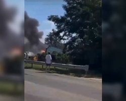 В Херсонской области нанесли удар по военной базе ВС РФ: первые кадры после взрыва (видео)