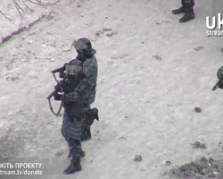 Нардеп показал, как Беркут бросал "молотовы" на Грушевского (видео)