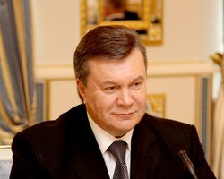 Янукович оценивает теневую экономику в 40%
